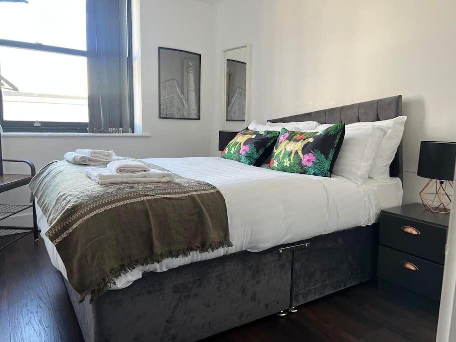 Mathew Street 1 Bed Sleeps 6 Apartment *